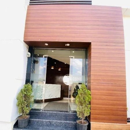 Hotel Shree Sai Shirdi Bagian luar foto