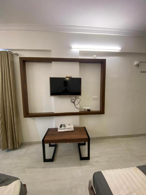 Hotel Shree Sai Shirdi Bagian luar foto